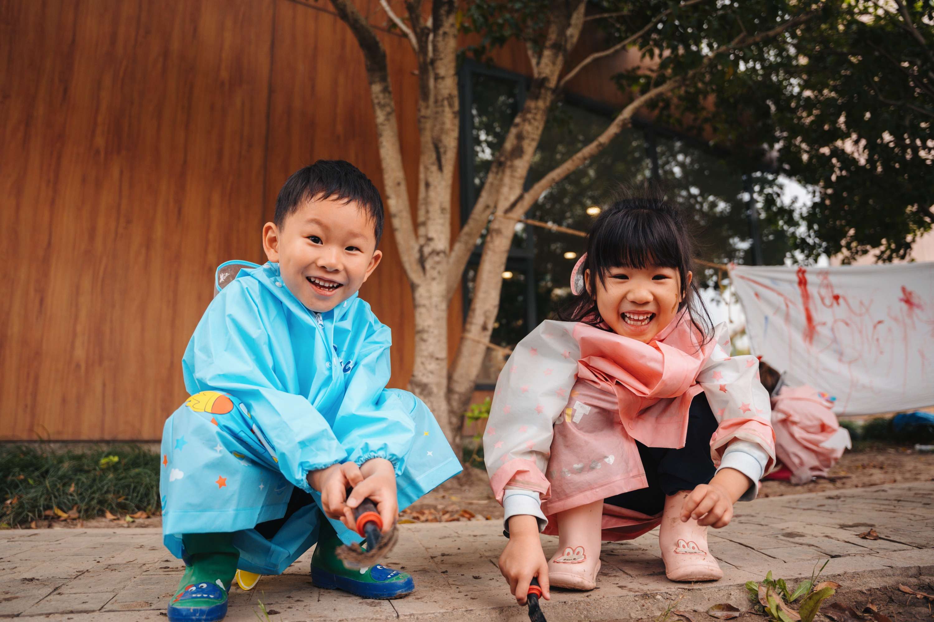 Family on campus tour