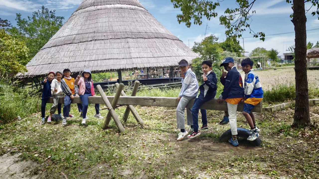 Learning beyond the classroom